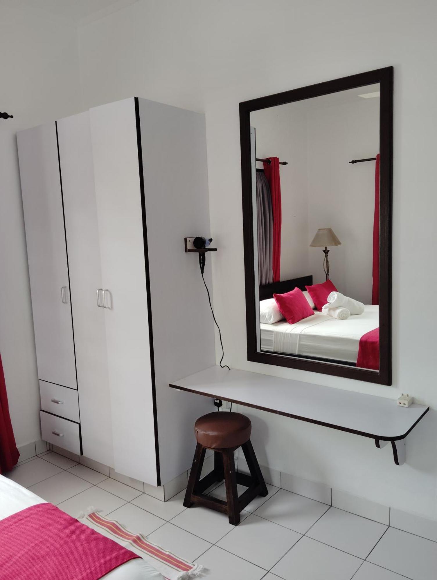 Roche Kerlan Apartamentos Grand Anse  Exterior foto