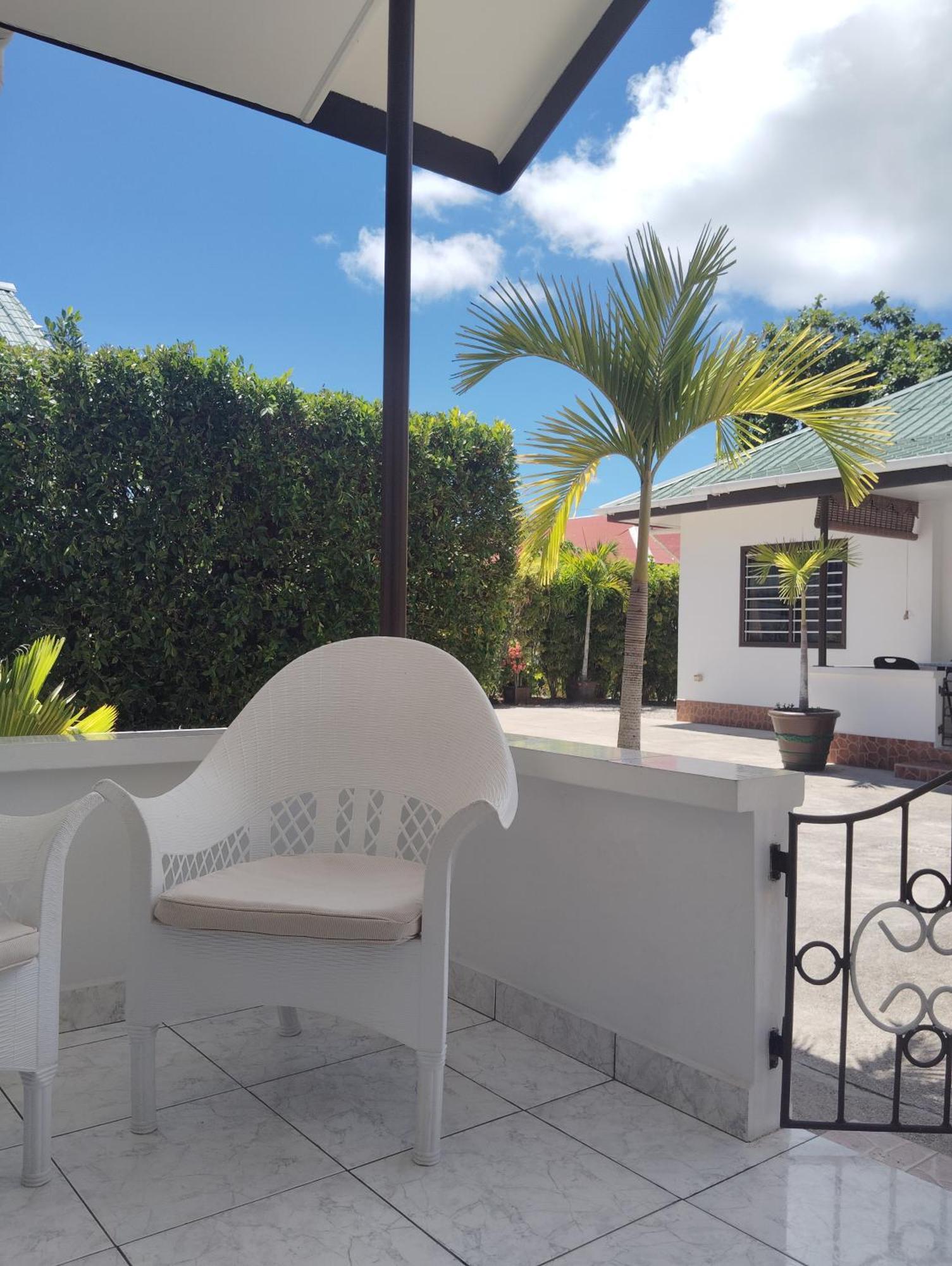 Roche Kerlan Apartamentos Grand Anse  Exterior foto